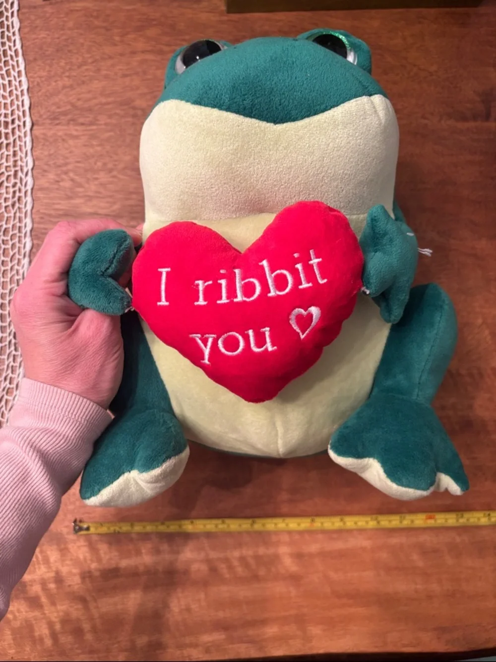 Ty Green and Cream Frog Plush Holding Red Heart
